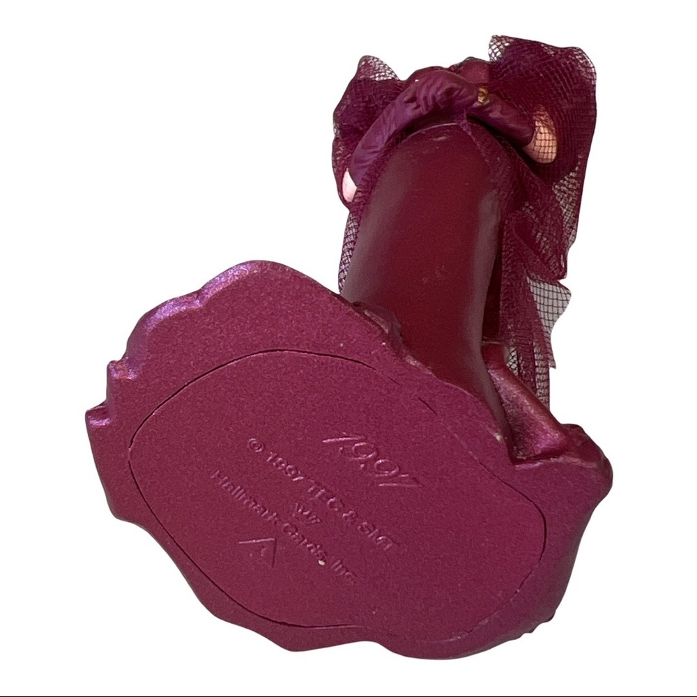 Hallmark Scarlett O’Hara 1997 Collector Series Ornament - Picture 4 of 4